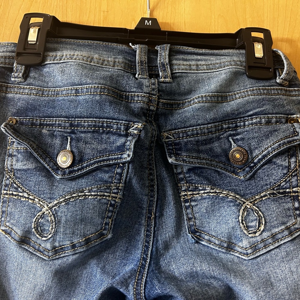 Wallflower jeans